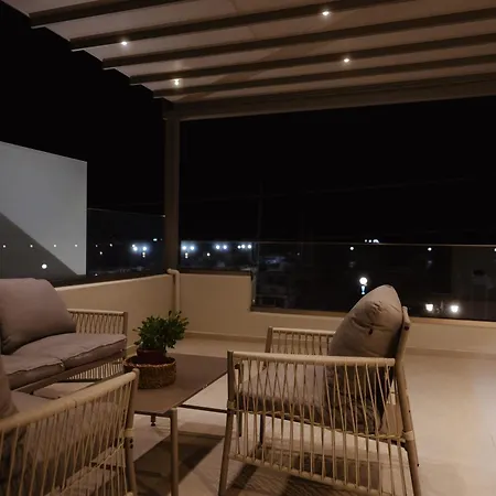 The Harbor Loft Apartmán *