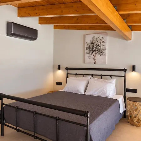 The Harbor Loft